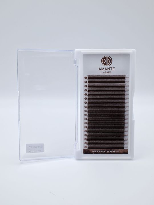 Ciglia Brown